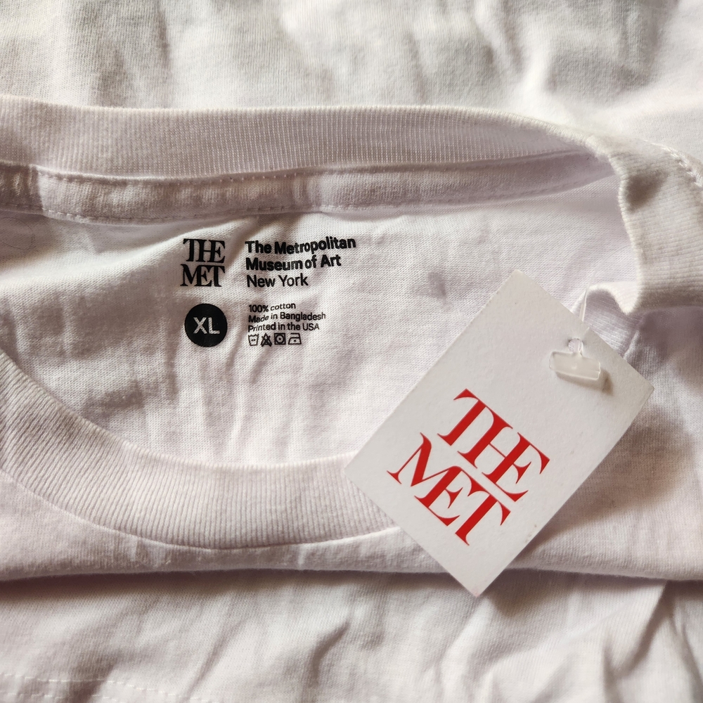 White Long Sleeve Metropolitan Museum of Art Shirt - Picture 3 of 4
